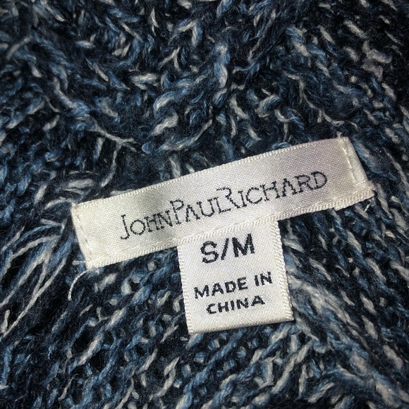 John Paul Richard Knit Fringe Shawl/Poncho in size Small (s/m). - Picture 2 of 4